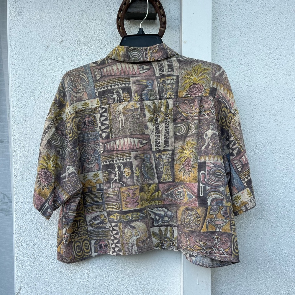 Vintage 1995 Men's Patagonia Hawaii Cropped Button Up Shirt (Medium) - Picture 4 of 5